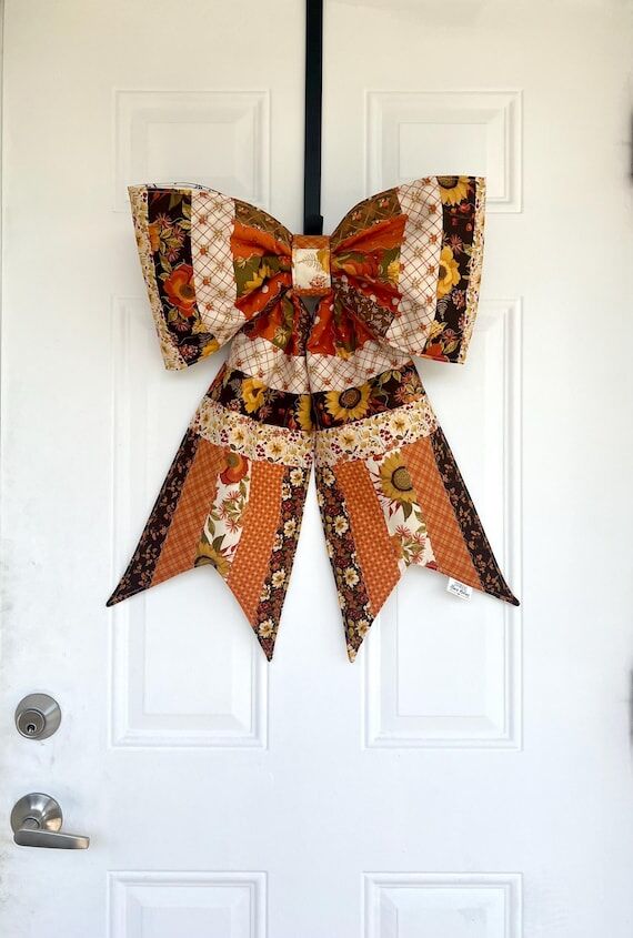 Cozy Autumn Quilted Door Bow Hanger | Thanksg...