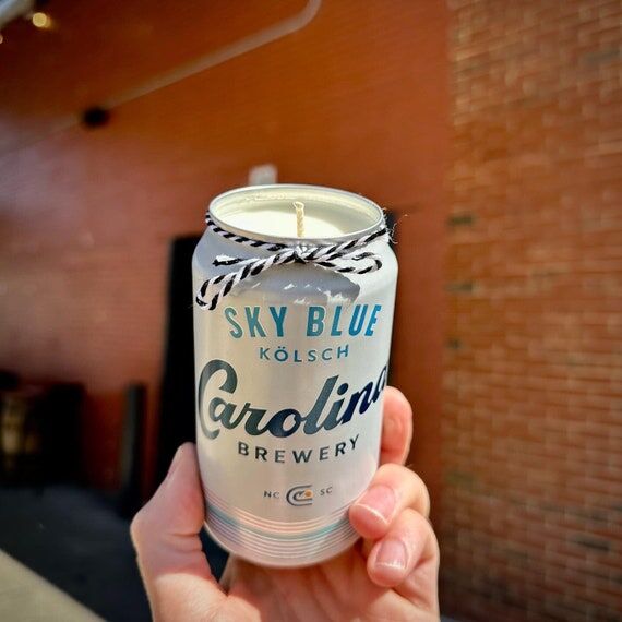 Carolina Sky Blue Candle | 100% Soy Wax | Han...