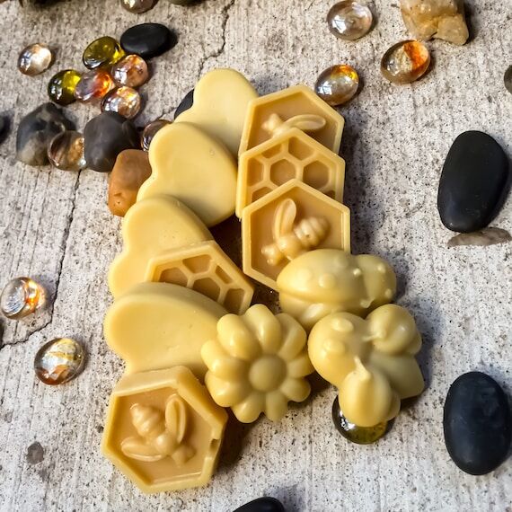 Organic Beeswax Melts: Georgia Beeswax, Natur...