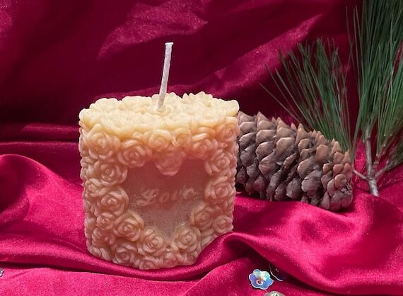 Love, Heart And Roses/ Beeswax Candle/ Valent...