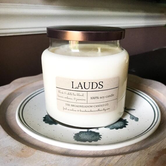 Lauds Scented Soy Candle, Black Tea, Jasmine ...