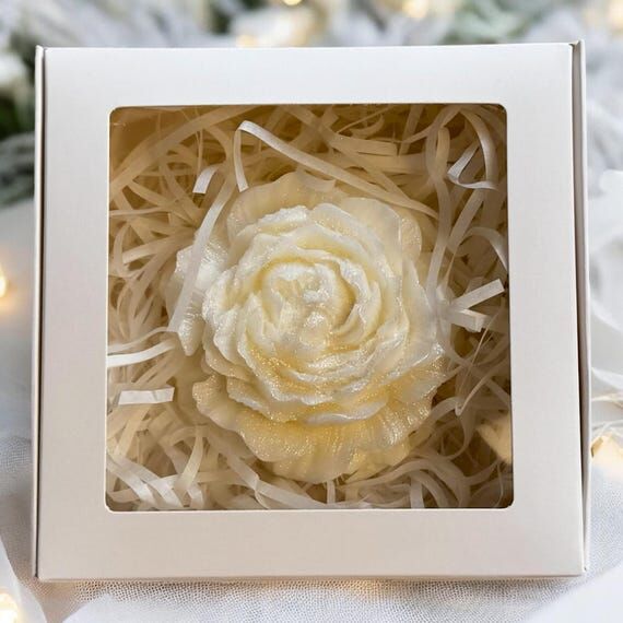 Peony candle | Flower candle made of soy wax ...