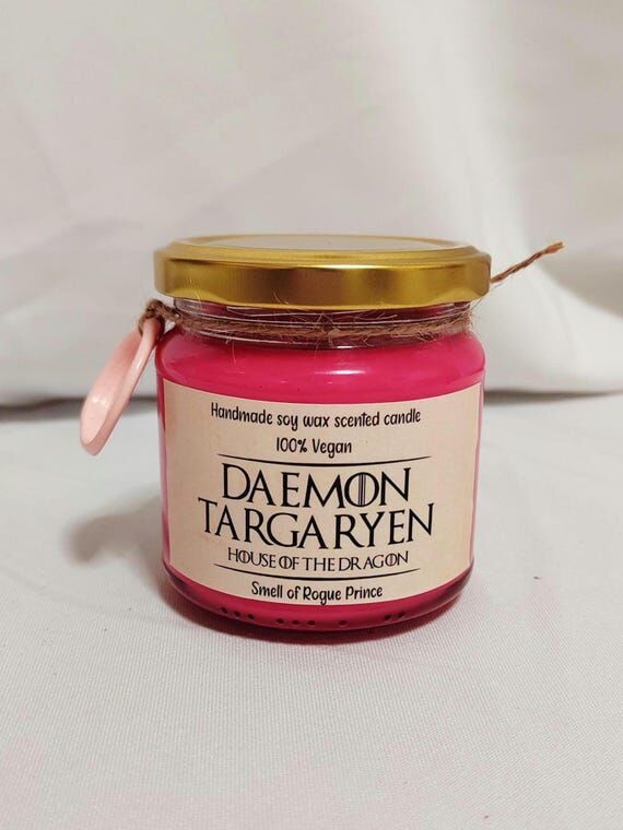 Dragon Prince Soy Candle - Rogue Heir Scented...