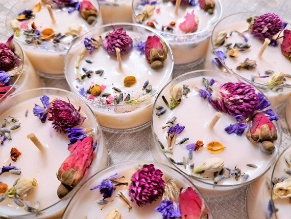 Handmade Tealights Candles with Real Dried Fl...