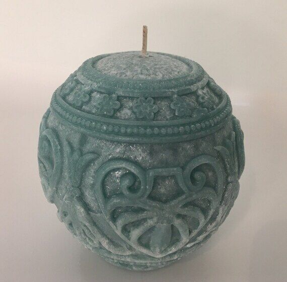 100% Palm Wax Heart-Ball Scented Pillar Candl...