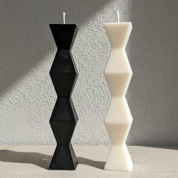 Sculptural Geometric Pillar: Modern Architect...