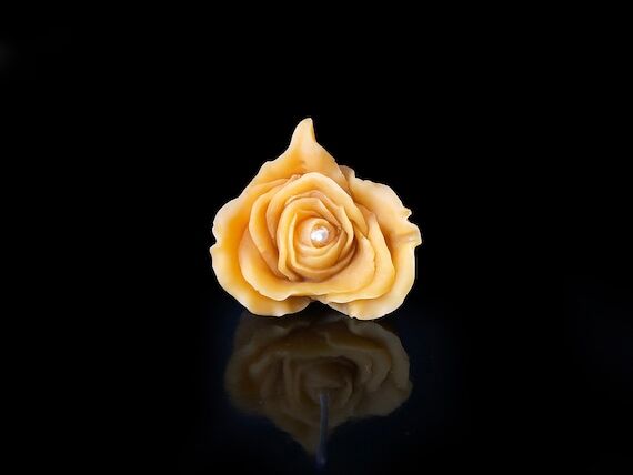 Heart shaped rose candle, Rose candle, Heart ...