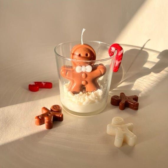 Handmade Gingerbread Man Christmas Candle | V...