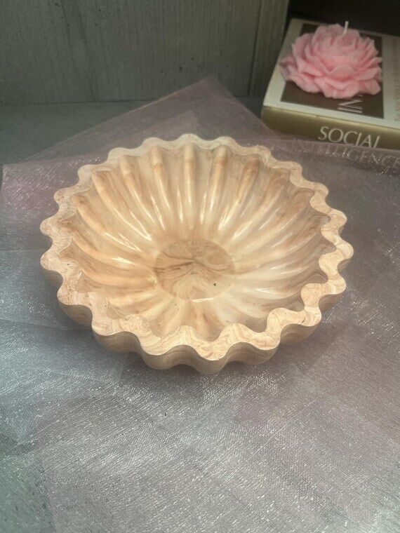 Gloss Jesmonite Wave Bowl: Round Decorative D...