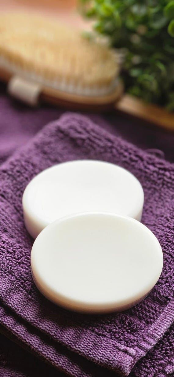 Men Soap: Detergent-free Goat Milk or Coconut...