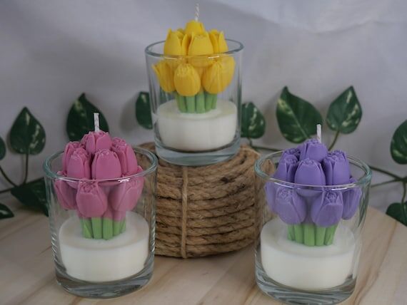 Tulip Bouquet Candle – Lavender Scent – 1...
