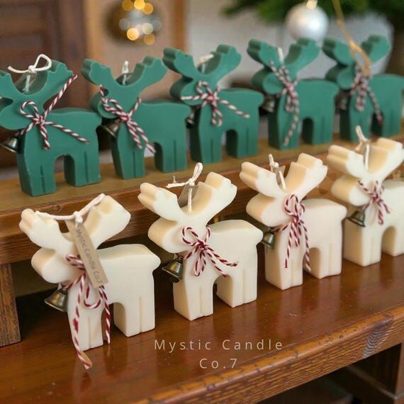 Handmade Reindeer Soy Wax Candle: Christmas H...