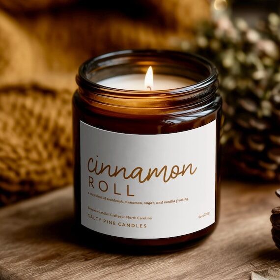 Cinnamon Roll Scented Beeswax Candle, Cozy Ba...