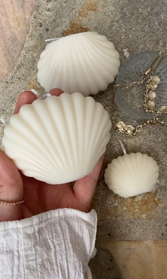 Seashell Candle | Hand-poured | Soy candle | ...