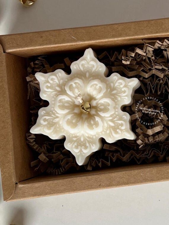 Snowflake Candle | Winter Candle...