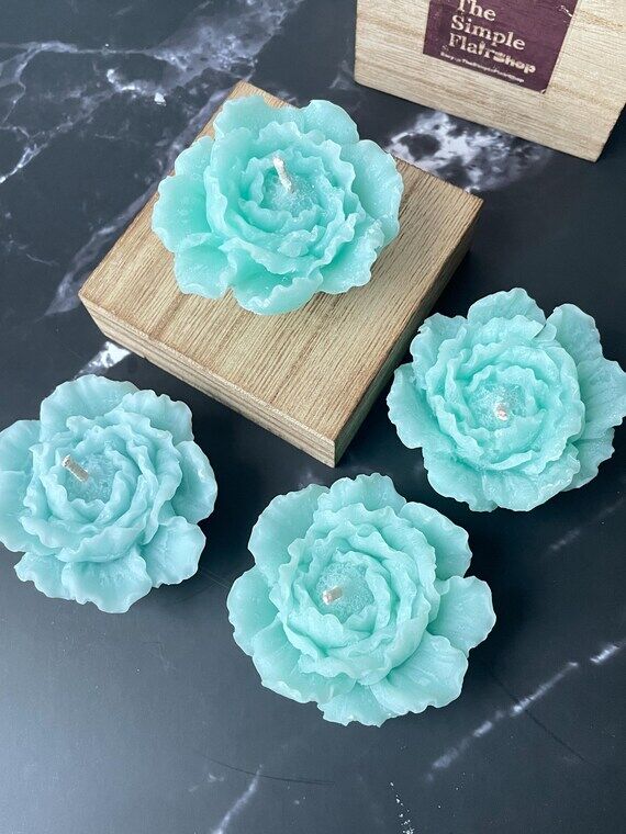 Flower Shaped Floating Candles: Highly Fragra...
