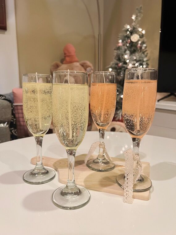 Champagne Gel Wax Candle: Handmade Party Deco...