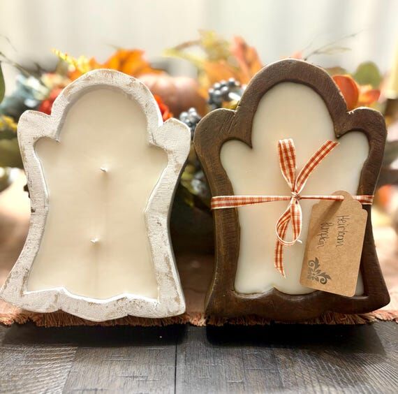 Ghost Wood Candle: 2 Wick, 12oz Soy Blend, Fa...