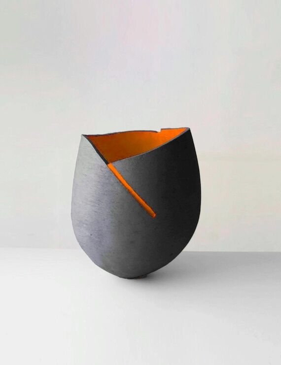 Geometric Ceramic Vase: Black and Orange Mode...