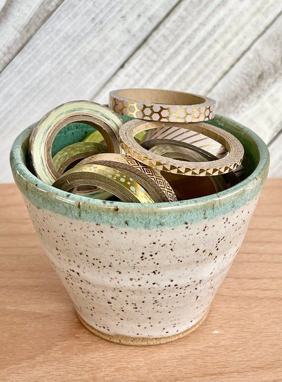 Handmade ceramic pottery planter pot, succule...