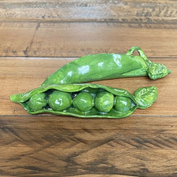 Ceramic Peapods Handmade Vegetable Decor, Kit...
